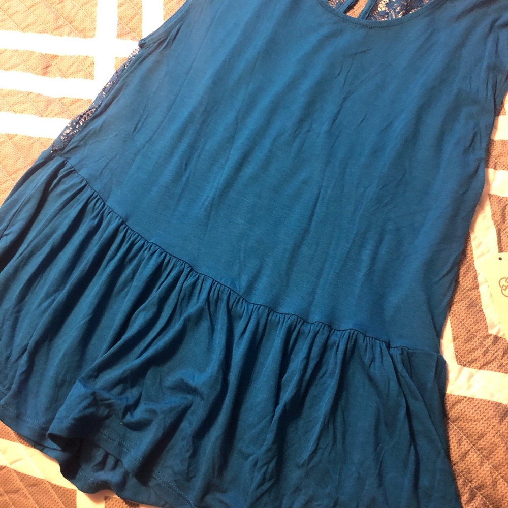 Blue Top - Picture 2 of 3
